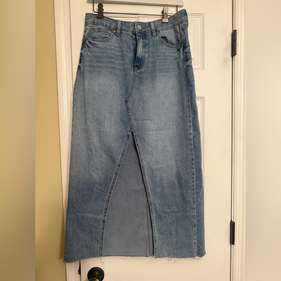 Sincerly Jules Dresses & Skirts - Sincerely Jules Jean Denim Maxi Skirt with Front Slit 7/28 Anthropologie $198